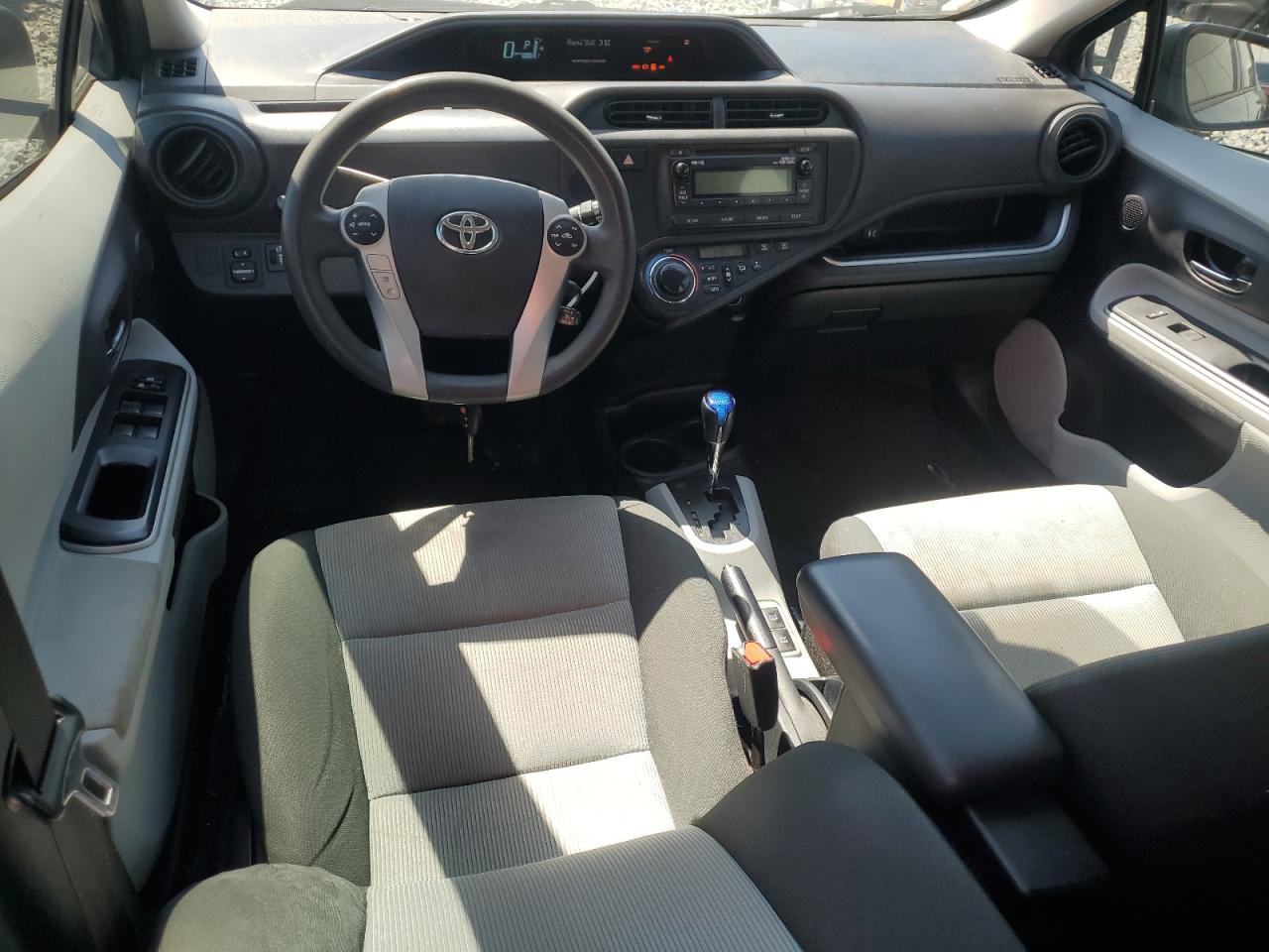2014 Toyota Prius C VIN: JTDKDTB34E1561289 Lot: 55202605