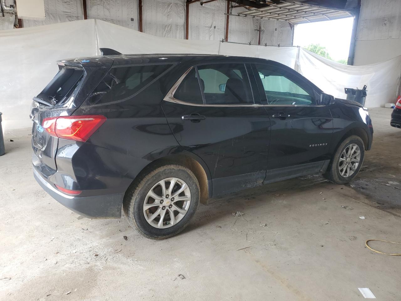 2020 Chevrolet Equinox - Image 3
