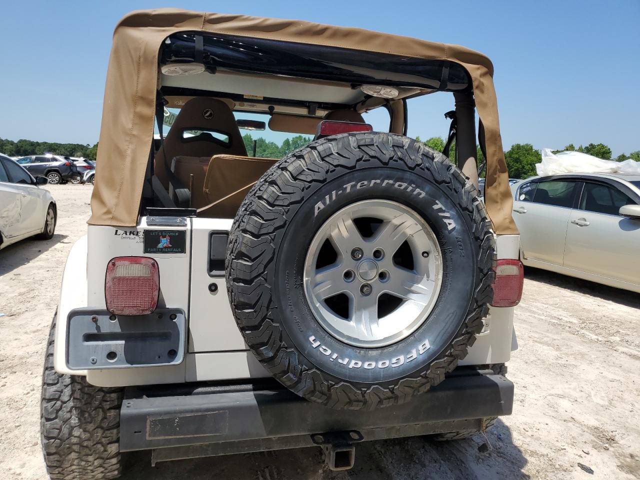 2001 Jeep Wrangler / Tj Sahara VIN: 1J4FA59S81P321490 Lot: 57320005