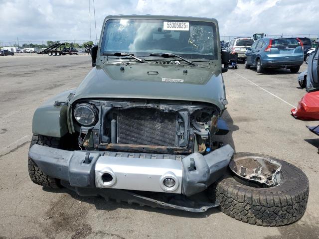 Parquets JEEP WRANGLER 2015 Green