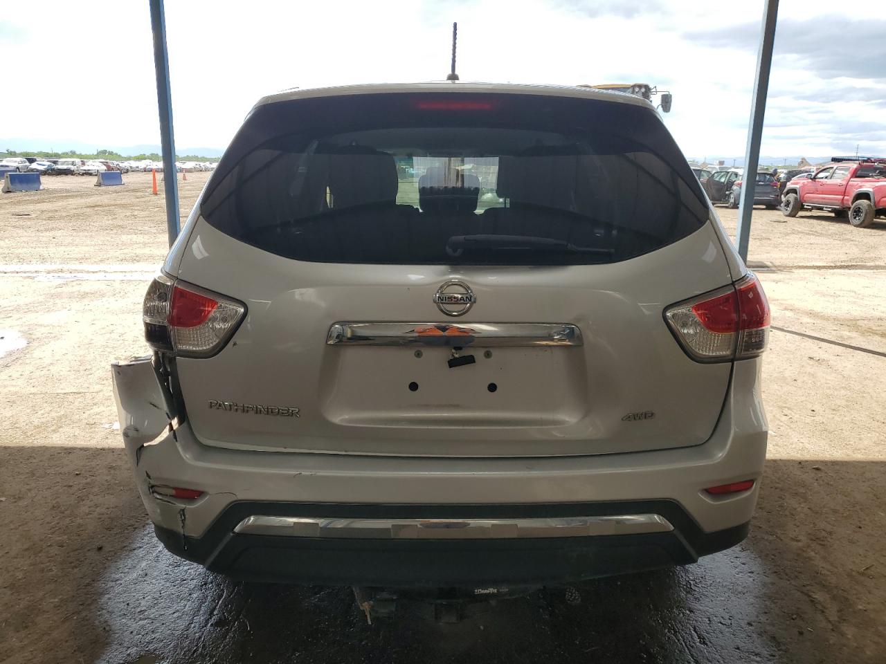 2015 Nissan Pathfinder S VIN: 5N1AR2MM1FC615050 Lot: 56037175