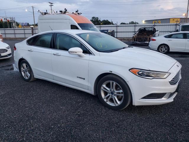  FORD FUSION 2018 Белый