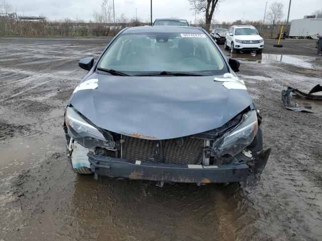 Sedans TOYOTA COROLLA 2017 Szary