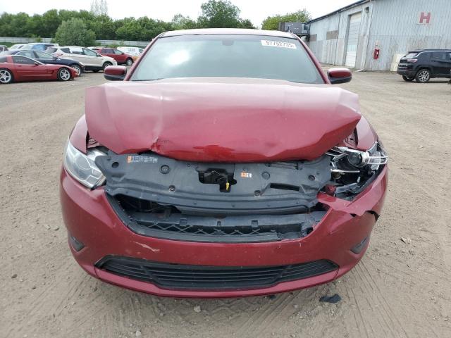  FORD TAURUS 2015 Czerwony