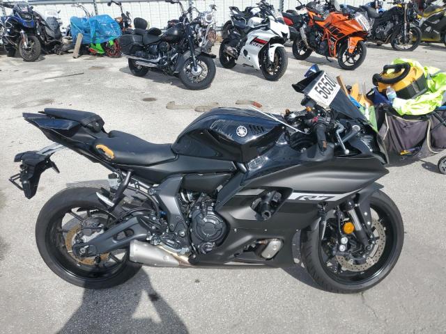 2024 Yamaha Yzfr7 