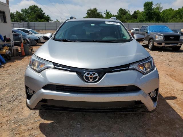  TOYOTA RAV4 2016 Srebrny