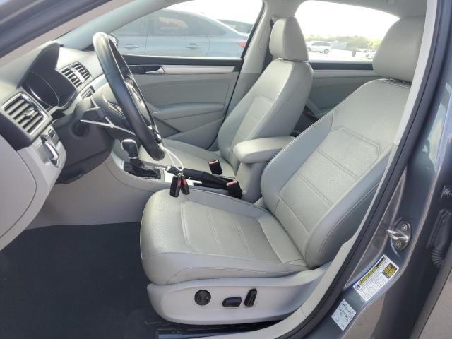  VOLKSWAGEN PASSAT 2019 Gray