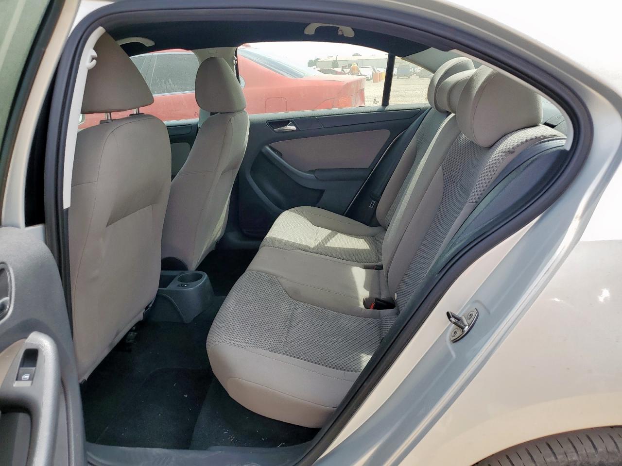 2011 Volkswagen Jetta Base VIN: 3VW2K7AJ4BM016704 Lot: 57724215