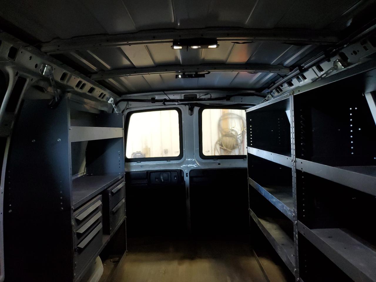 2018 Chevrolet Express G2500 VIN: 1GCWGAFP3J1338861 Lot: 56873105