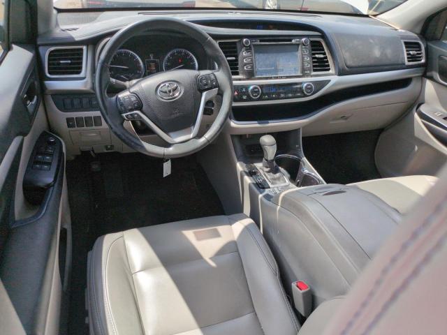  TOYOTA HIGHLANDER 2016 Белый