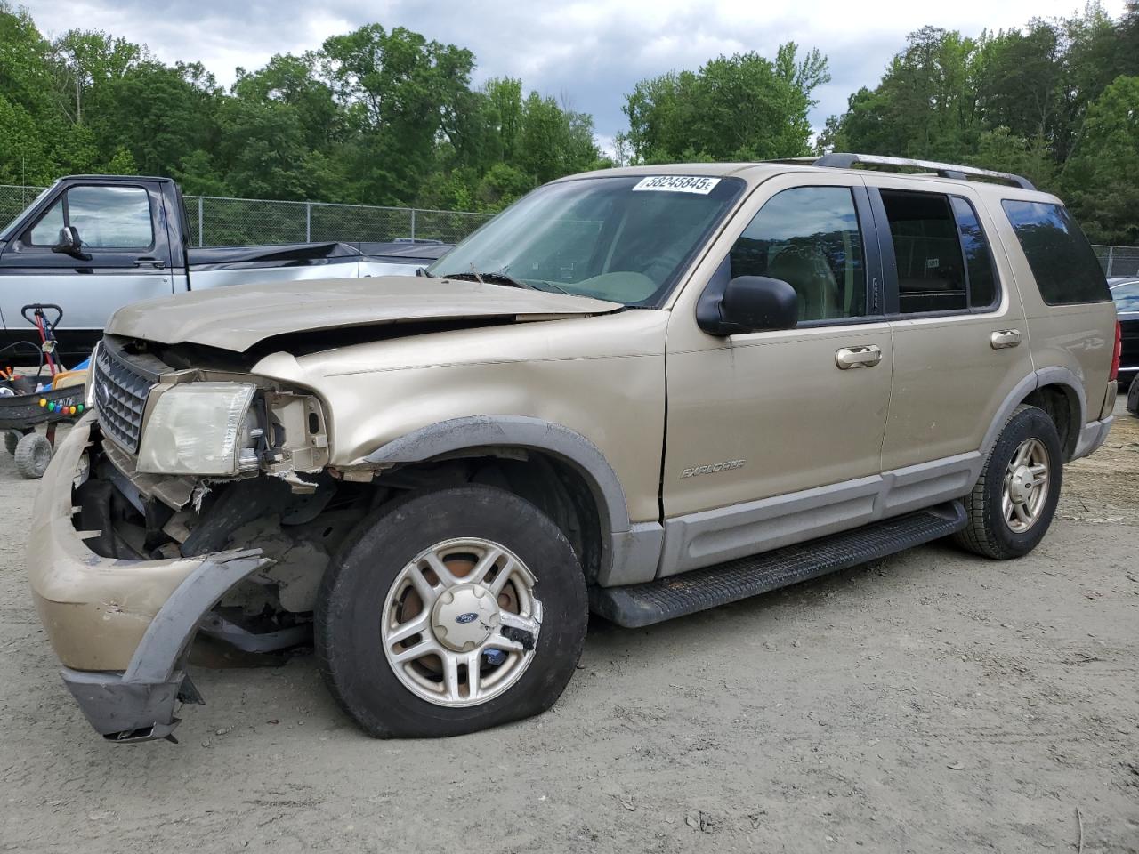 2002 Ford Explorer Xlt for Sale in Waldorf, MD - Front End