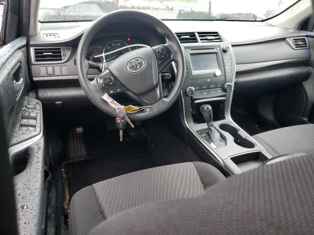  TOYOTA CAMRY 2015 Srebrny