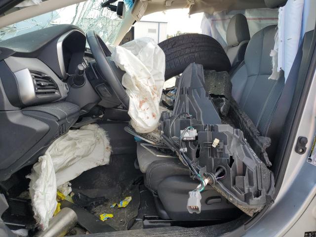  SUBARU OUTBACK 2021 Серебристый