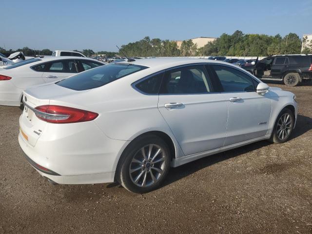 Седаны FORD FUSION 2017 Белый