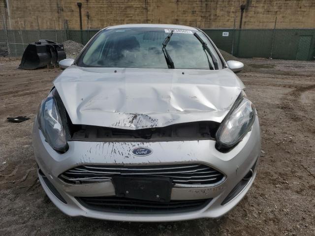  FORD FIESTA 2019 Серебристый