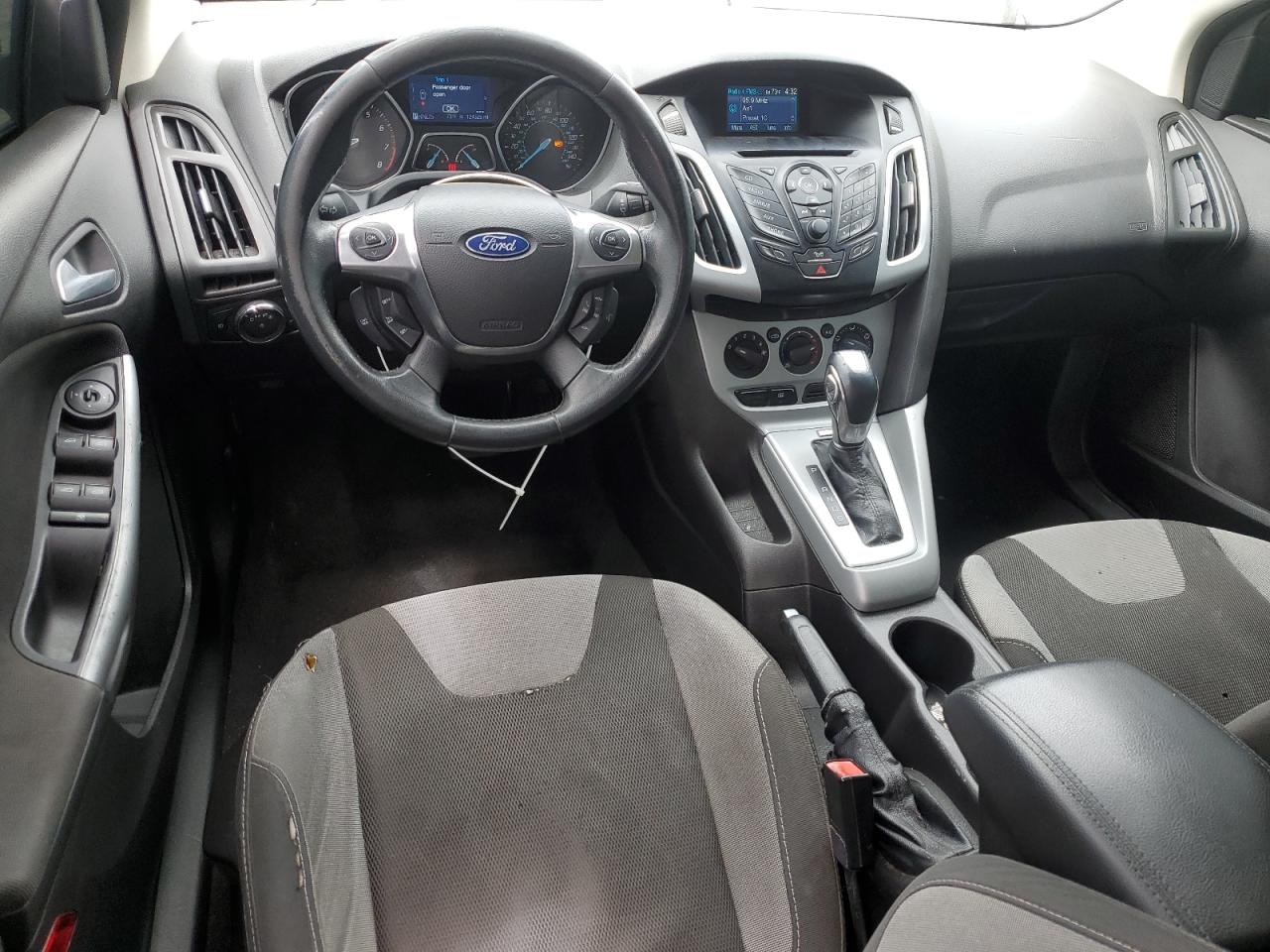 2012 Ford Focus Se VIN: 1FAHP3F21CL392052 Lot: 57418205