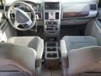 2010 Chrysler Town & Country Touring na sprzedaż w Wayland, MI - Side
