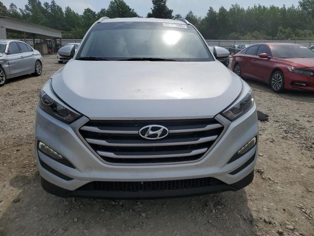 Паркетники HYUNDAI TUCSON 2017 Сріблястий