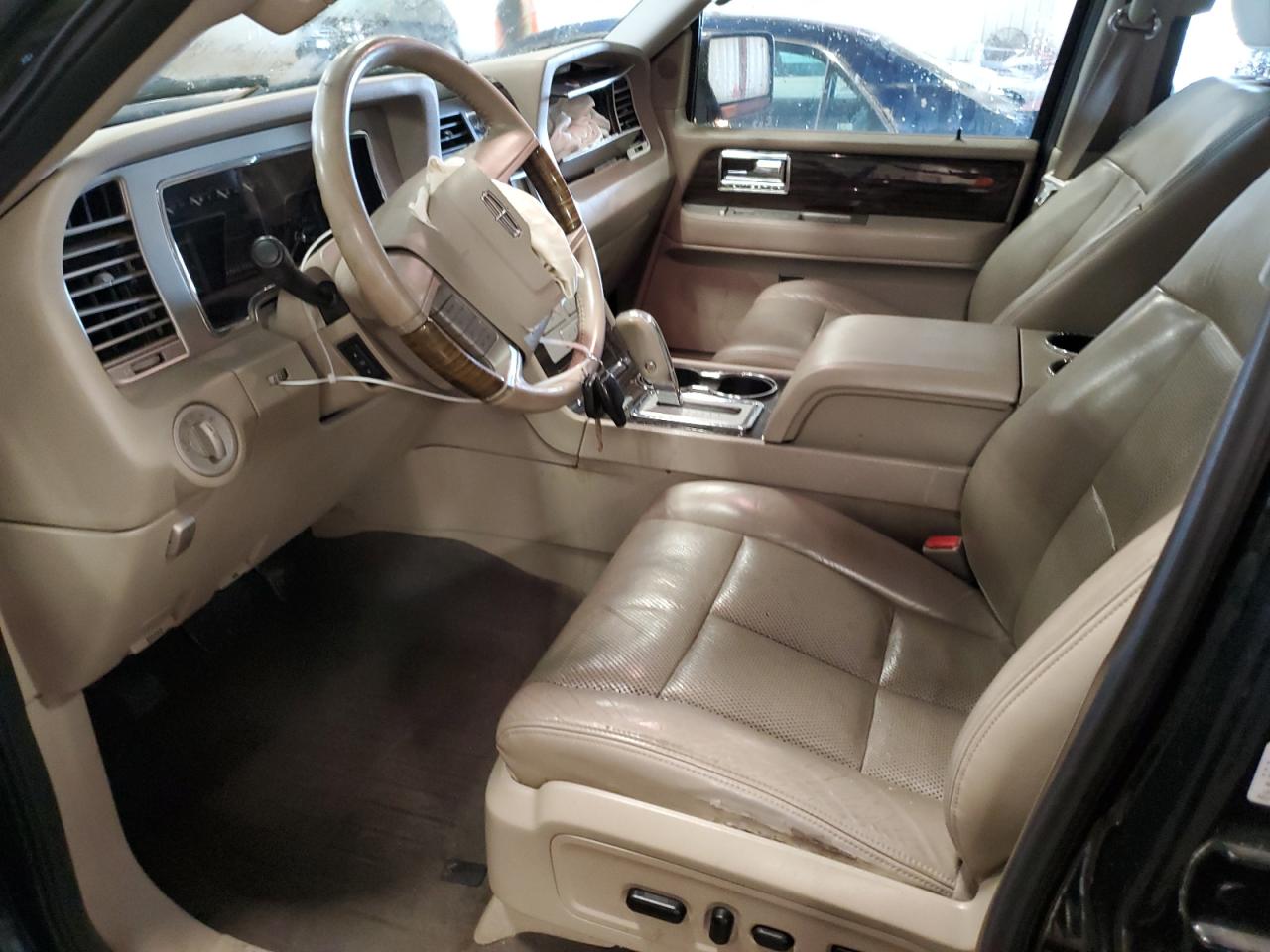 2010 Lincoln Navigator VIN: 5LMJJ2J52AEJ01982 Lot: 55949515