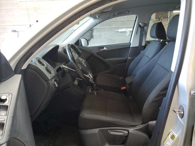  VOLKSWAGEN TIGUAN 2013 Серебристый