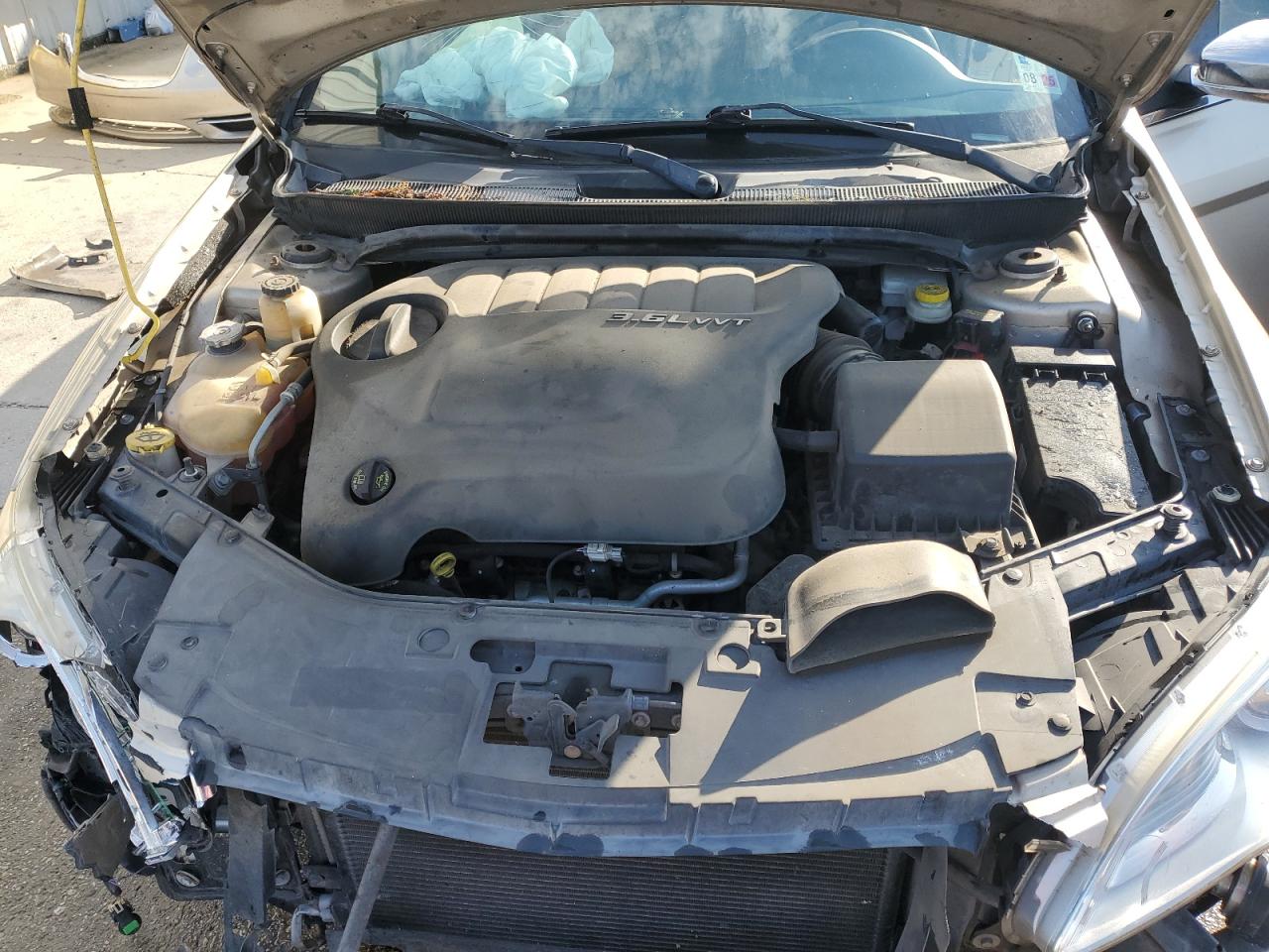 2013 Chrysler 200 Limited VIN: 1C3BCBFGXDN701318 Lot: 57098085