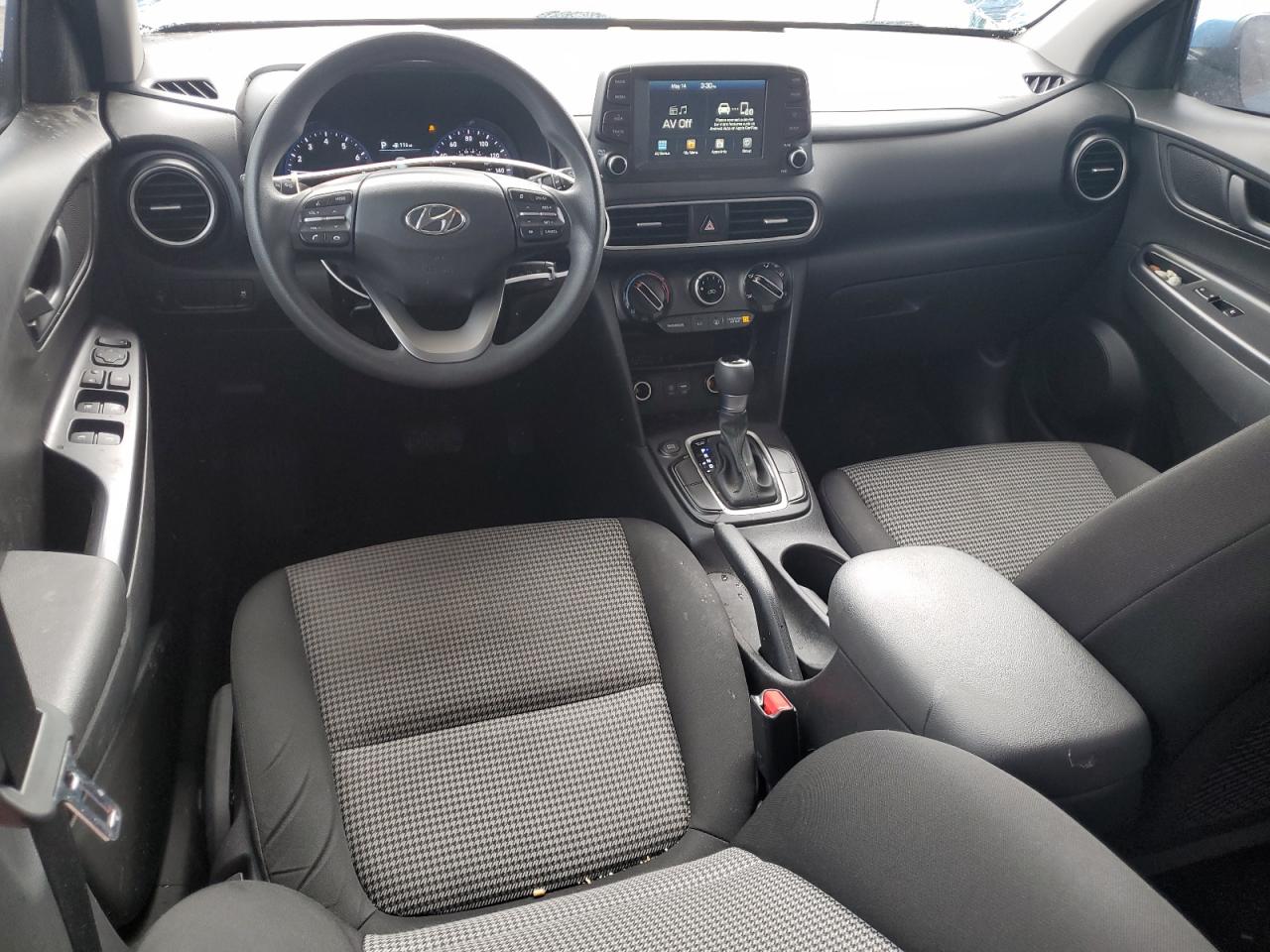 2018 Hyundai Kona Se VIN: KM8K12AA2JU170553 Lot: 56886495