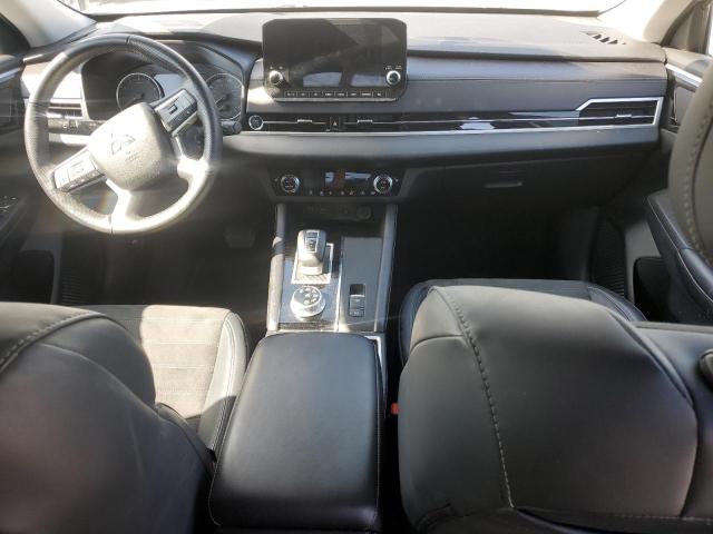  MITSUBISHI OUTLANDER 2024 Srebrny