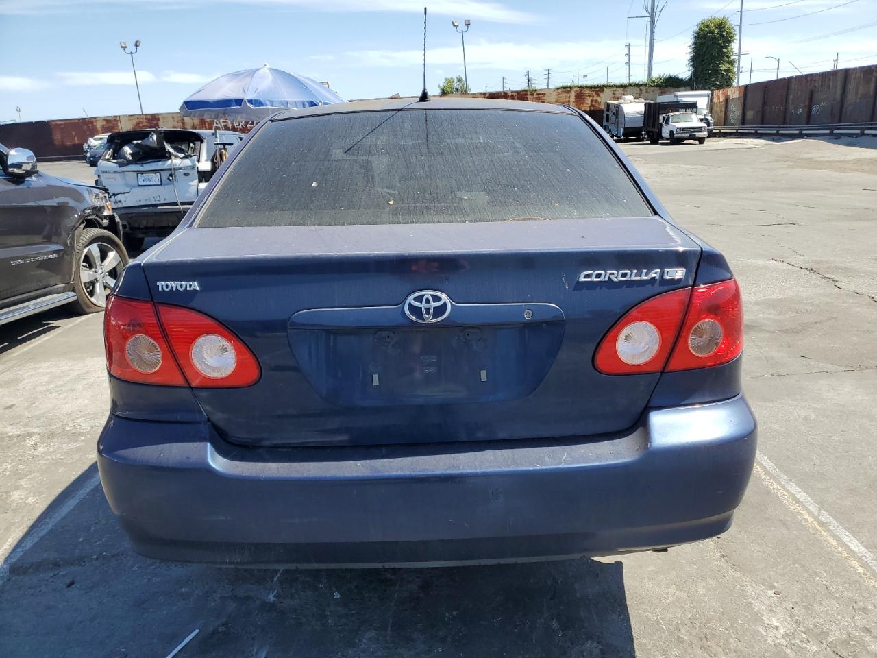 2005 Toyota Corolla Ce VIN: 1NXBR32E95Z403639 Lot: 57000045