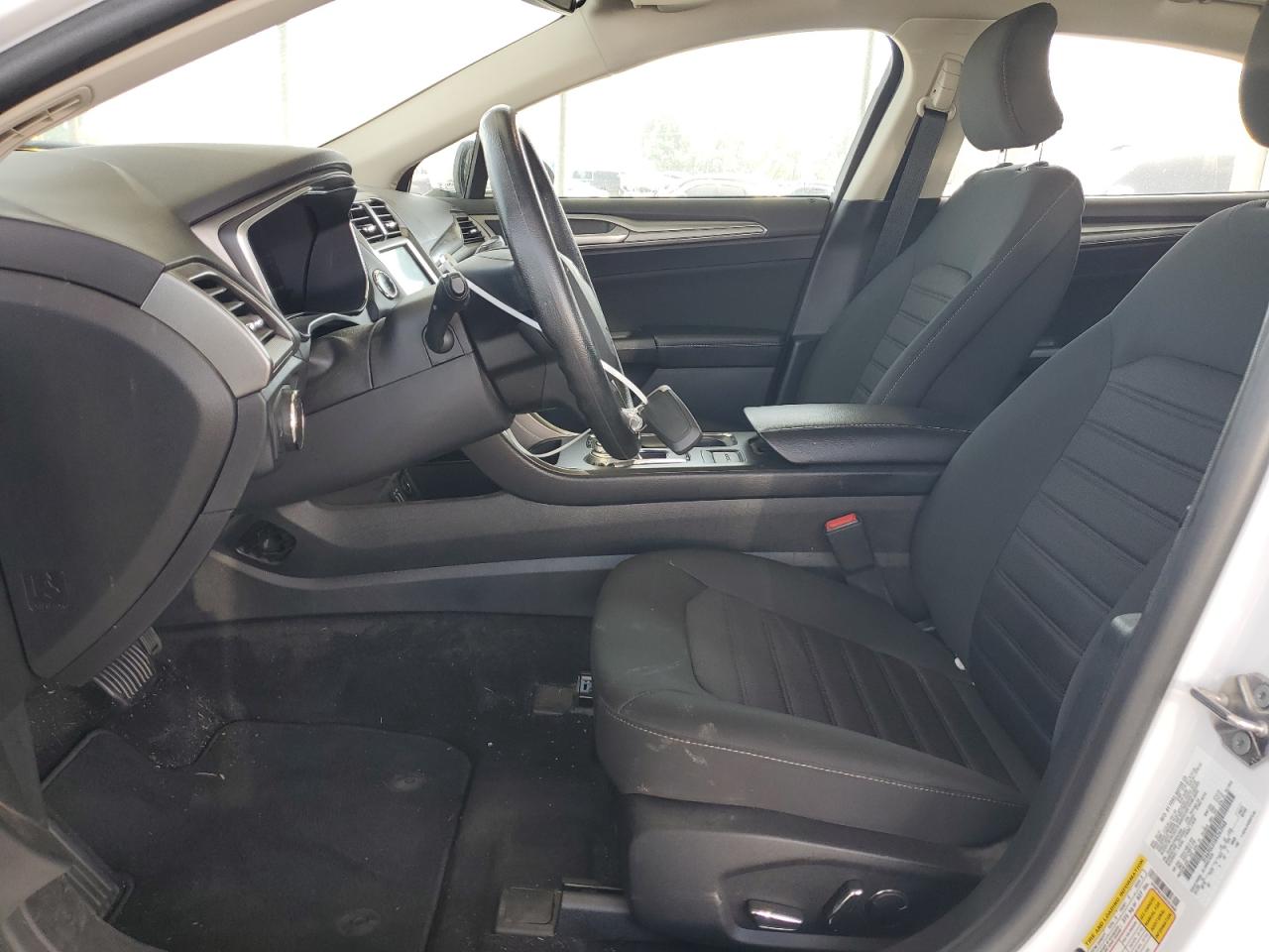 2019 Ford Fusion Se VIN: 3FA6P0LU5KR263968 Lot: 54031345