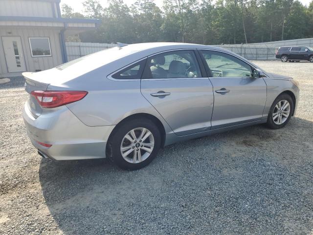 Седани HYUNDAI SONATA 2017 Сріблястий