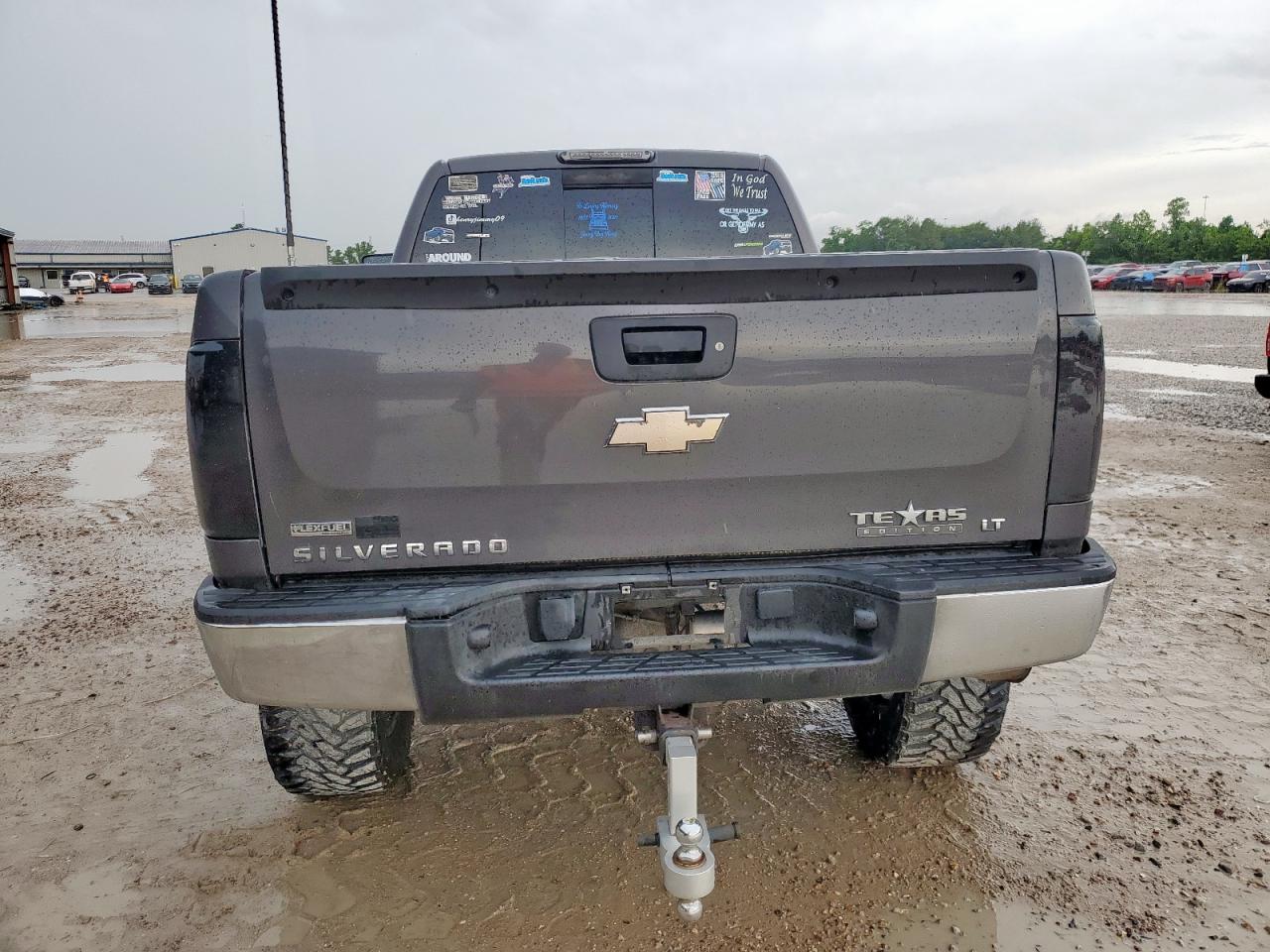 2010 Chevrolet Silverado C1500 Lt VIN: 1GCSCSE04AZ272634 Lot: 58812435
