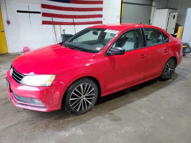  VOLKSWAGEN JETTA 2016 Красный