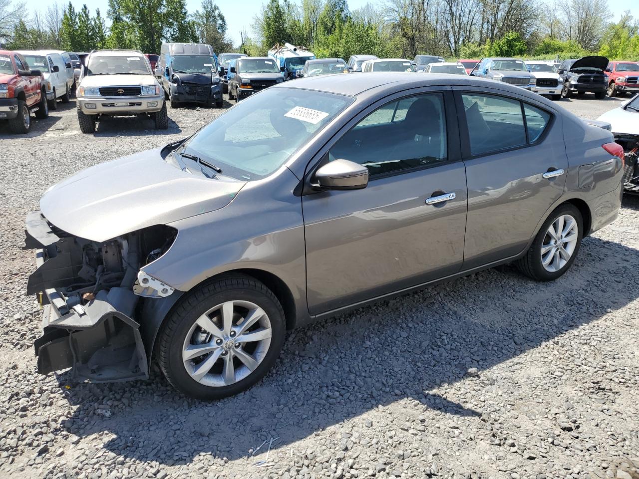 2015 Nissan Versa S na sprzedaż w Portland, OR - Front End