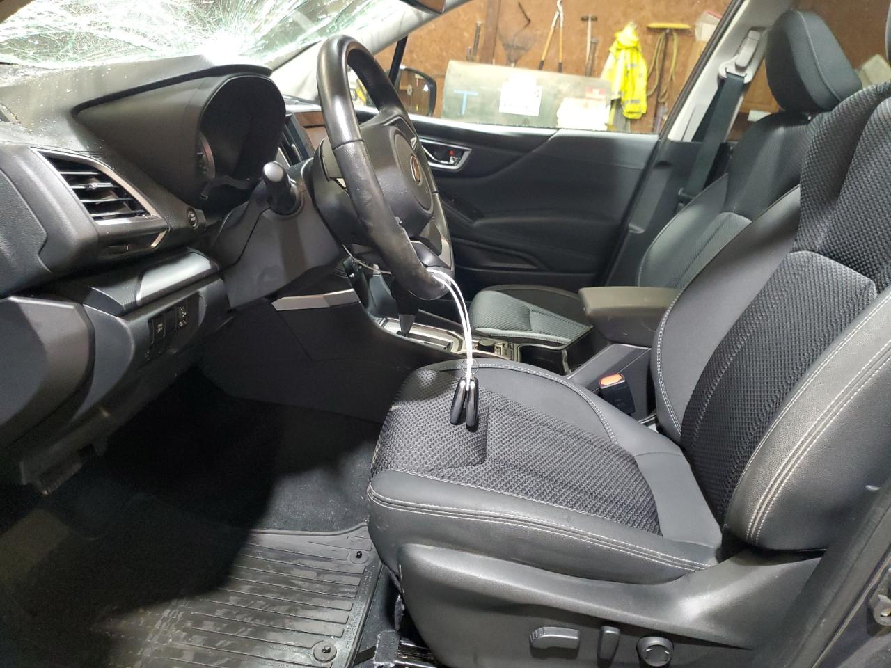 2023 Subaru Forester Premium VIN: JF2SKADC8PH452594 Lot: 56901525