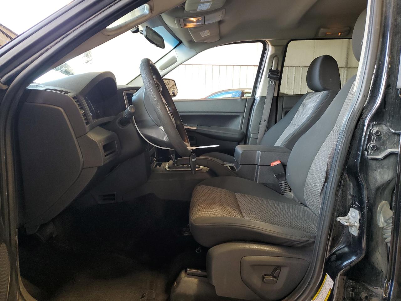 2008 Jeep Grand Cherokee Laredo VIN: 1J8GR48KX8C153473 Lot: 56560325
