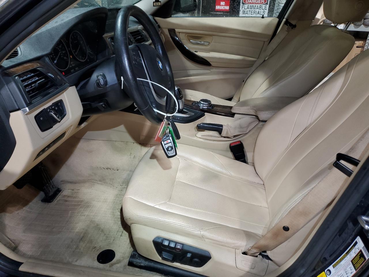 2015 BMW 335 Xi VIN: WBA3B9C52FF589221 Lot: 58531965