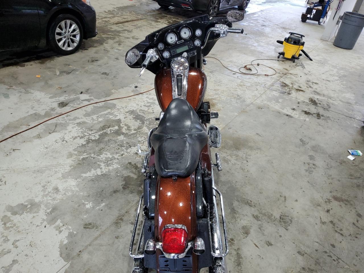2009 Harley-Davidson Flhx VIN: 1HD1KB4129Y663984 Lot: 56926365