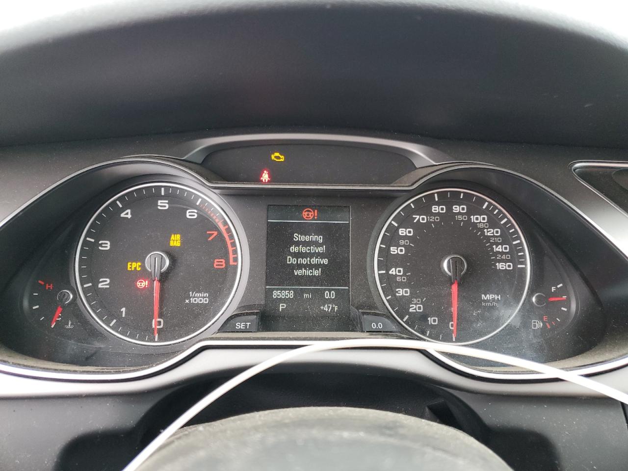 2015 Audi A4 Premium Plus VIN: WAUFFAFLXFN022323 Lot: 57311525
