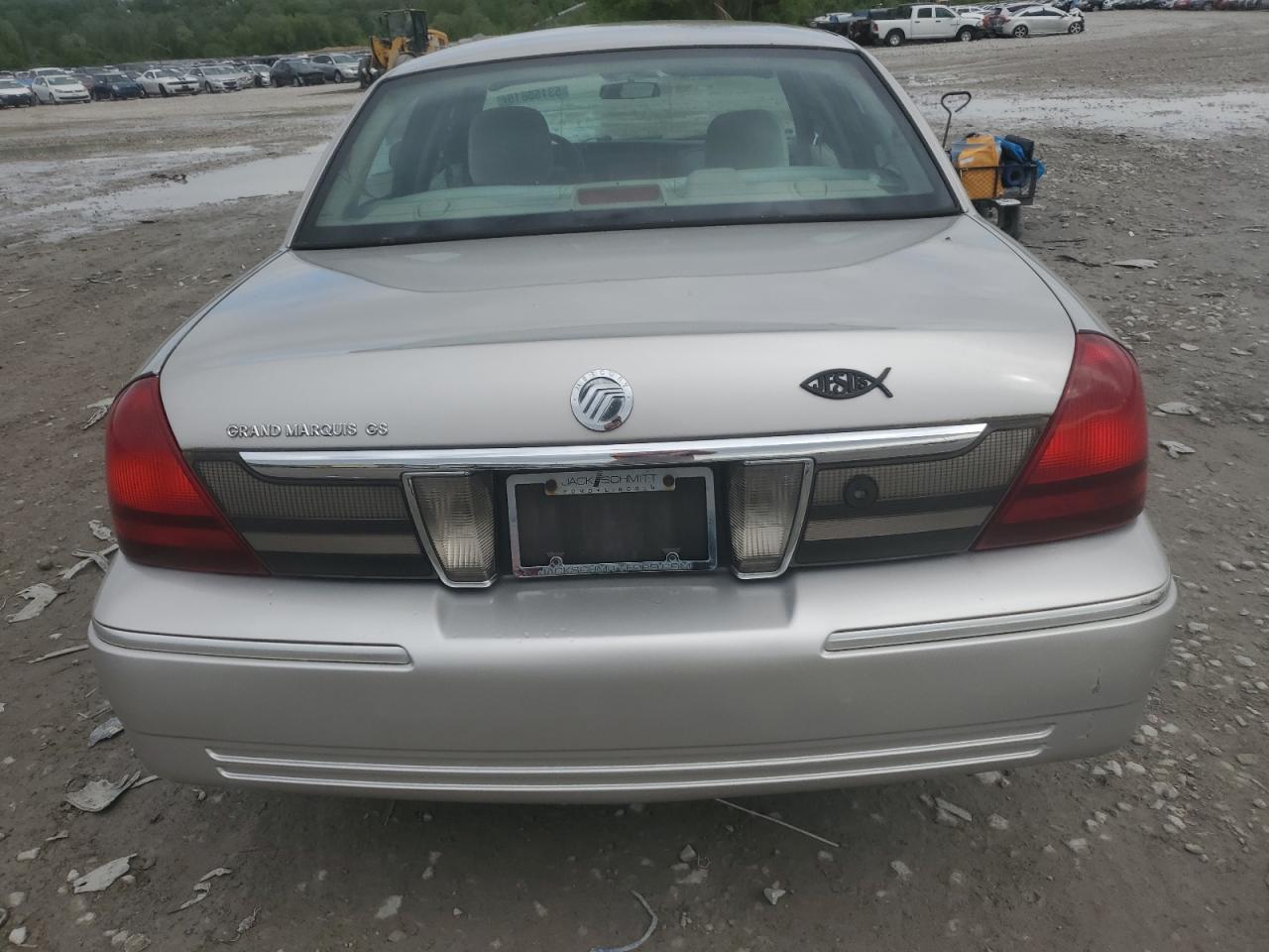2008 Mercury Grand Marquis Gs VIN: 2MEFM74V58X611229 Lot: 53155815