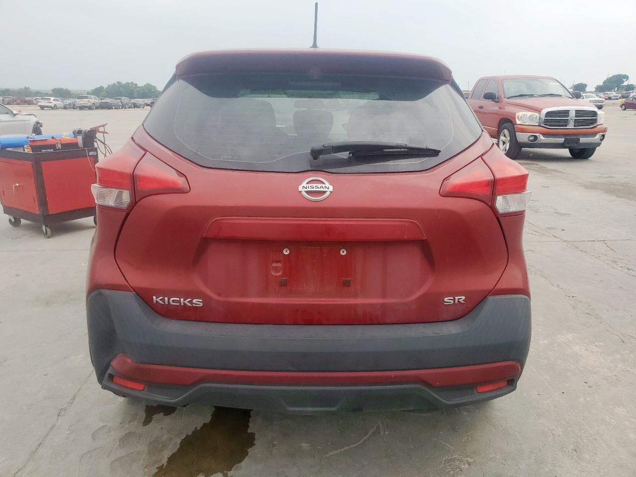 2018 Nissan Kicks S VIN: 3N1CP5CU8JL535346 Lot: 56596065
