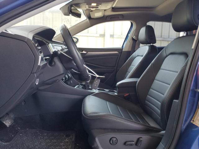  VOLKSWAGEN JETTA 2023 Синий
