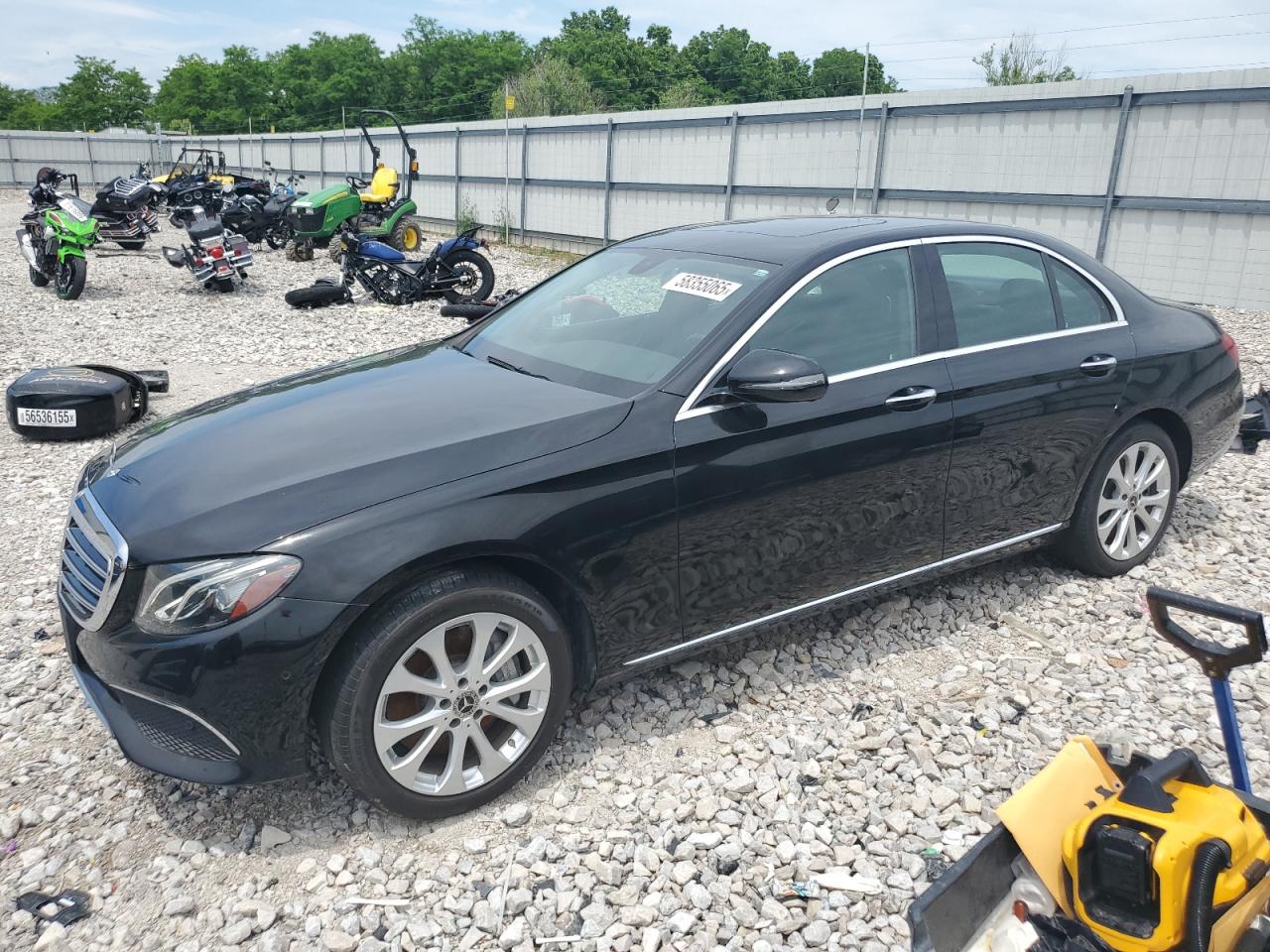 2018 Mercedes-Benz E 400 4Matic na sprzedaż w Lawrenceburg, KY - Water/Flood