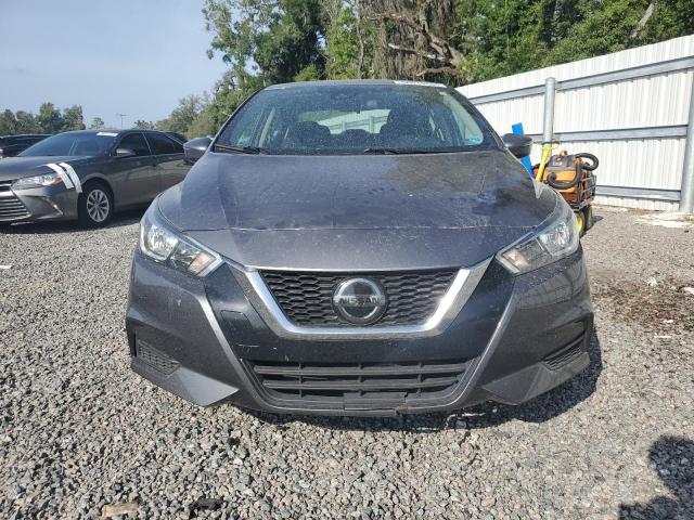  NISSAN VERSA 2021 Gray