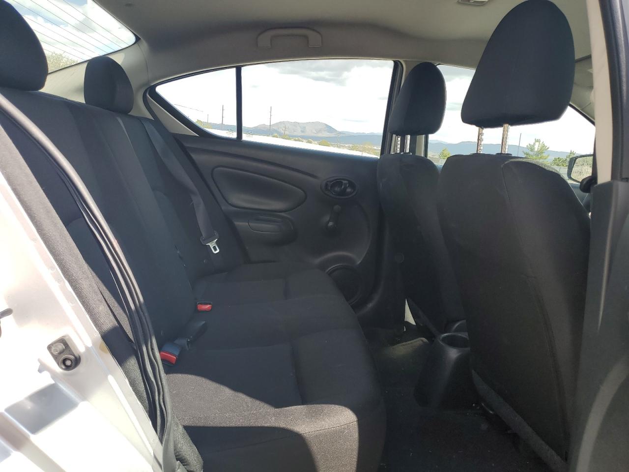 2019 Nissan Versa S VIN: 3N1CN7AP8KL814828 Lot: 56728965