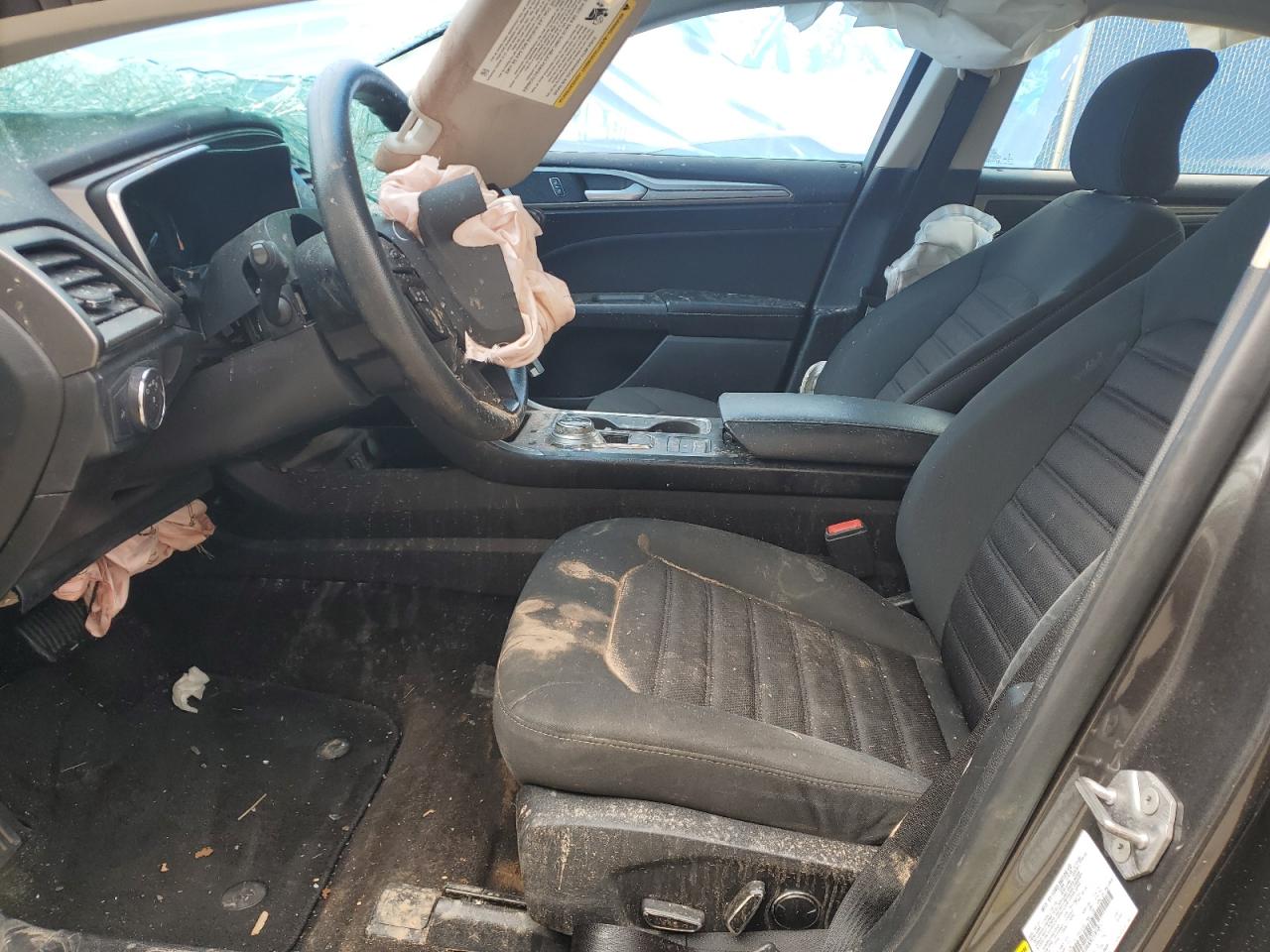 2019 Ford Fusion Se VIN: 3FA6P0LU6KR218585 Lot: 55289675