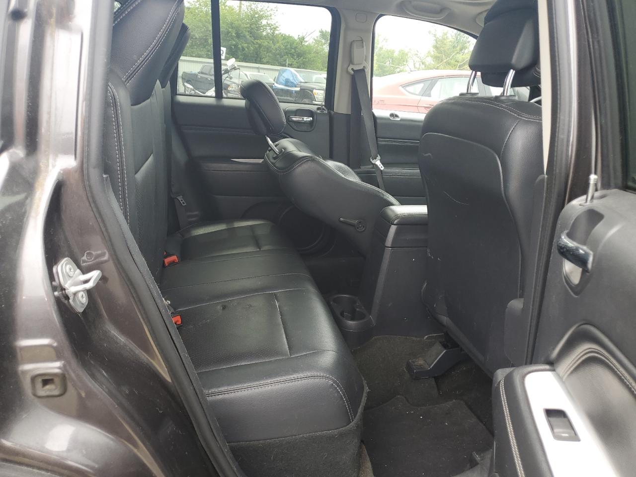 2016 Jeep Compass Latitude VIN: 1C4NJDEB1GD802791 Lot: 57932135