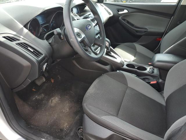 Sedans FORD FOCUS 2014 Silver