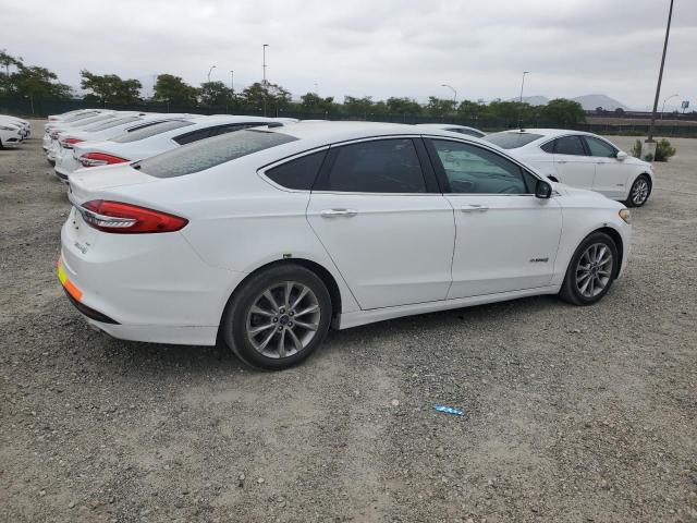 Седани FORD FUSION 2017 Білий