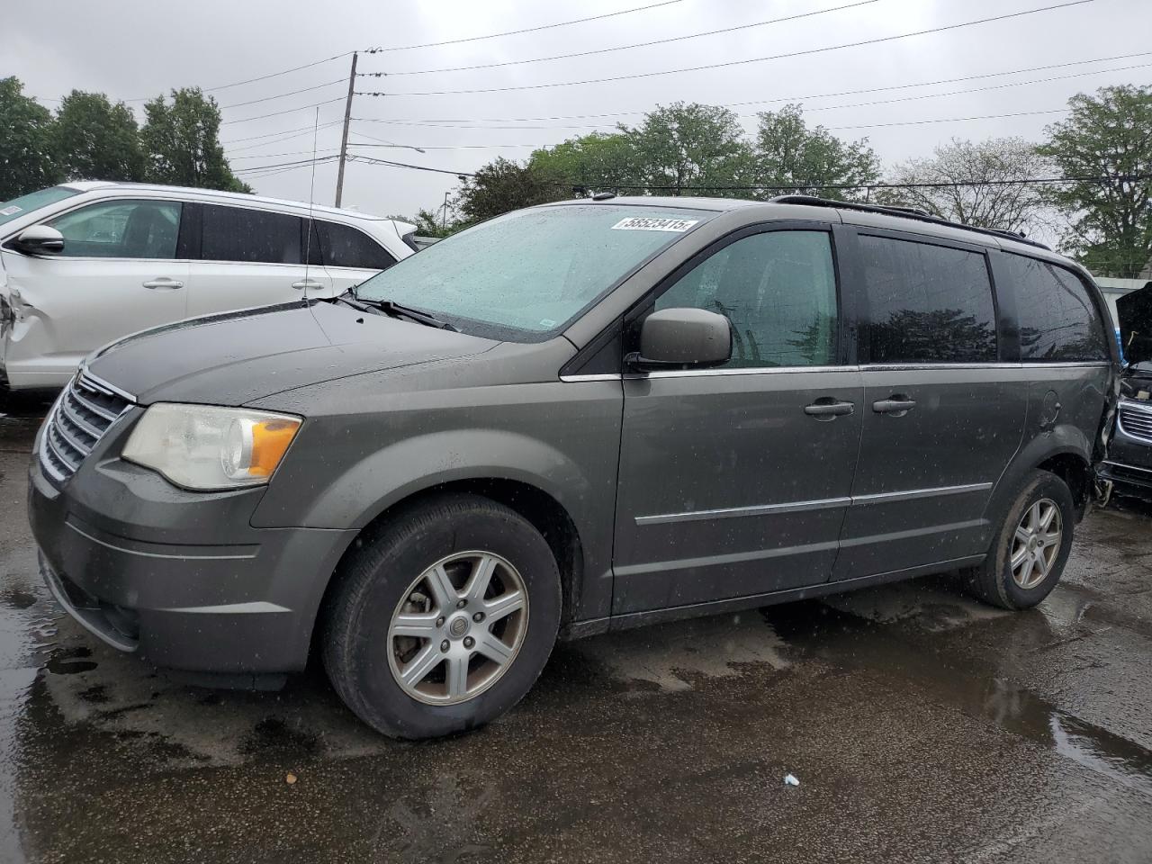 2010 Chrysler Town & Country Touring zu verkaufen in Moraine, OH - Rear End