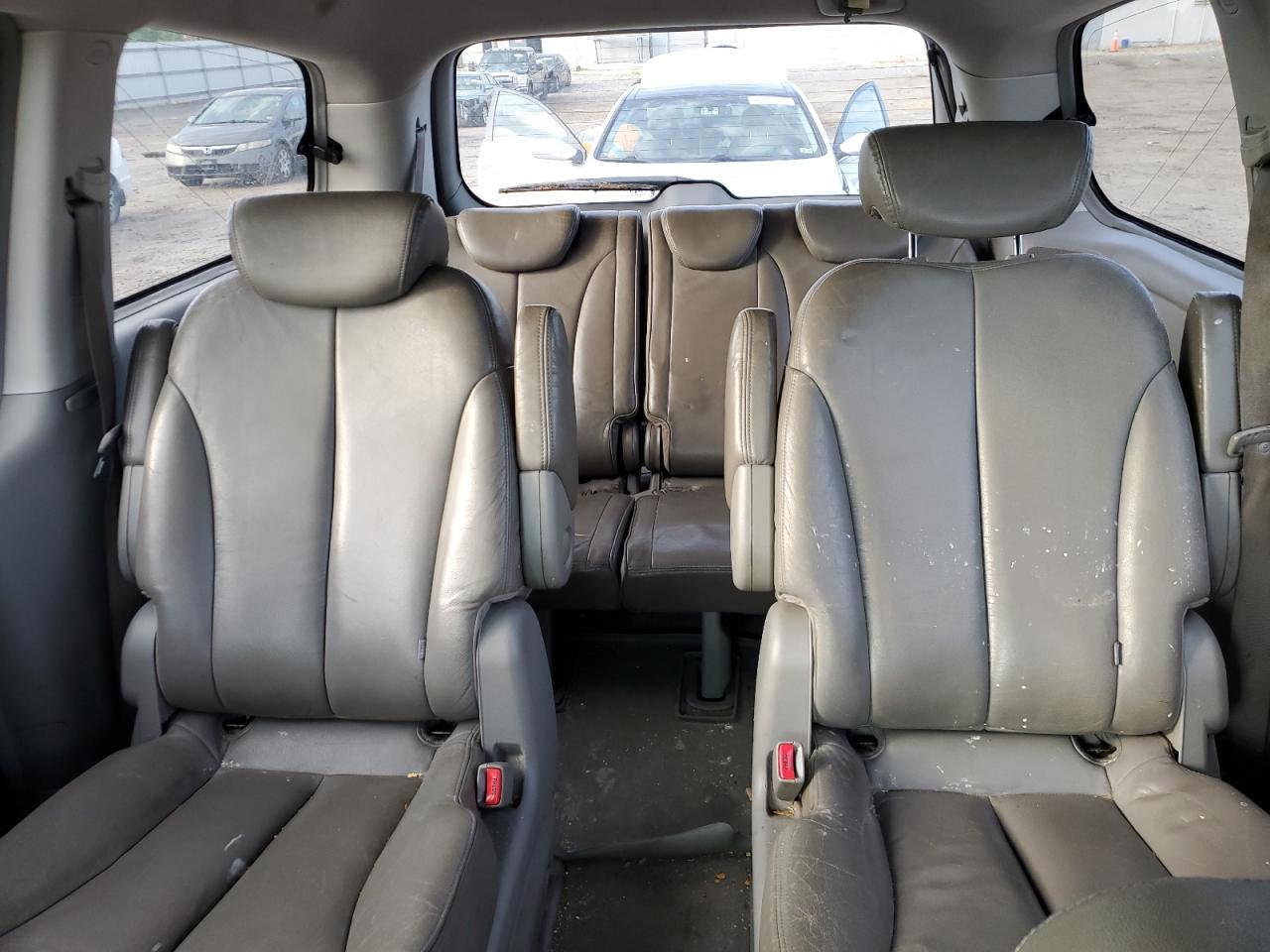 2007 Kia Sedona Ex VIN: KNDMB233076112737 Lot: 56305385